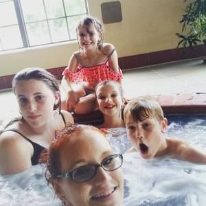 Meet your Posher, Keely